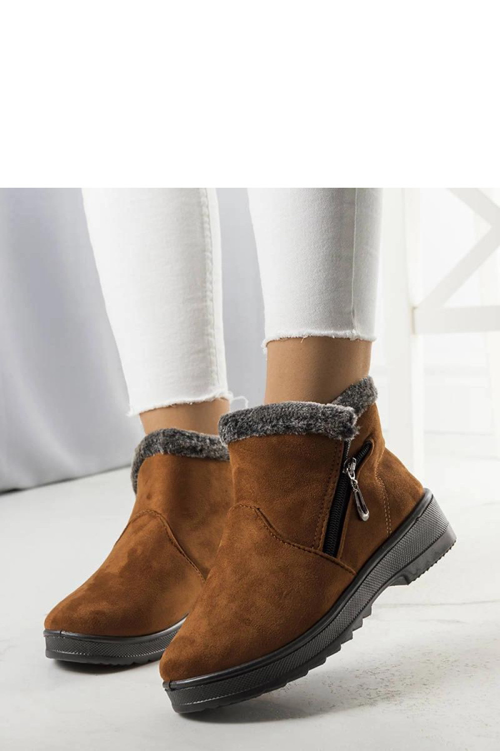 Snehule model 205142 Solea 36