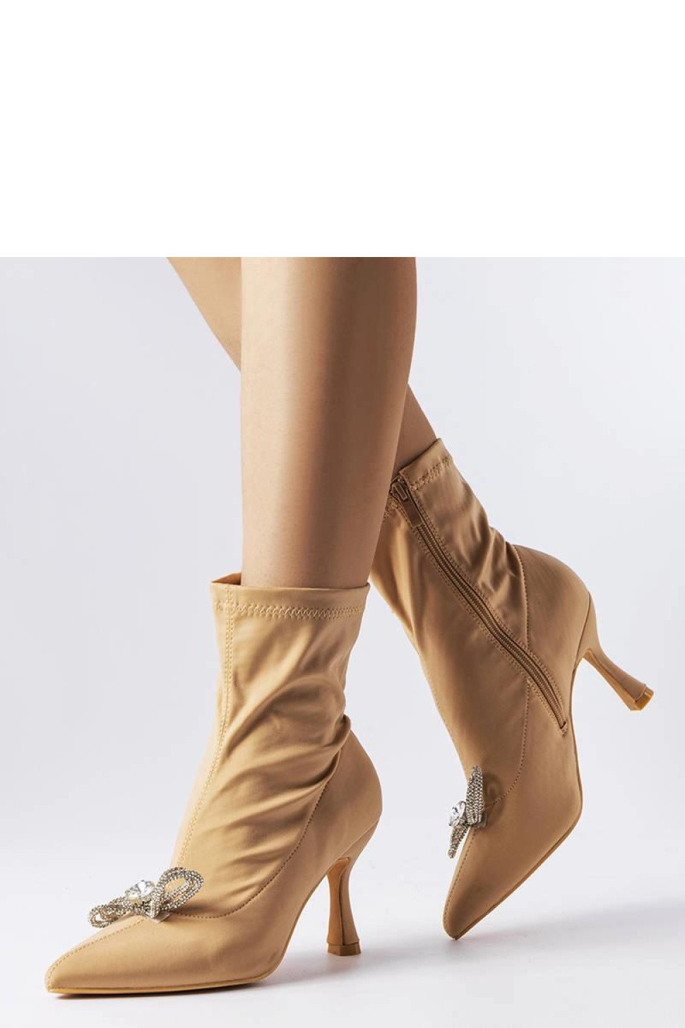 Topánky na podpätku model 205128 Solea 36