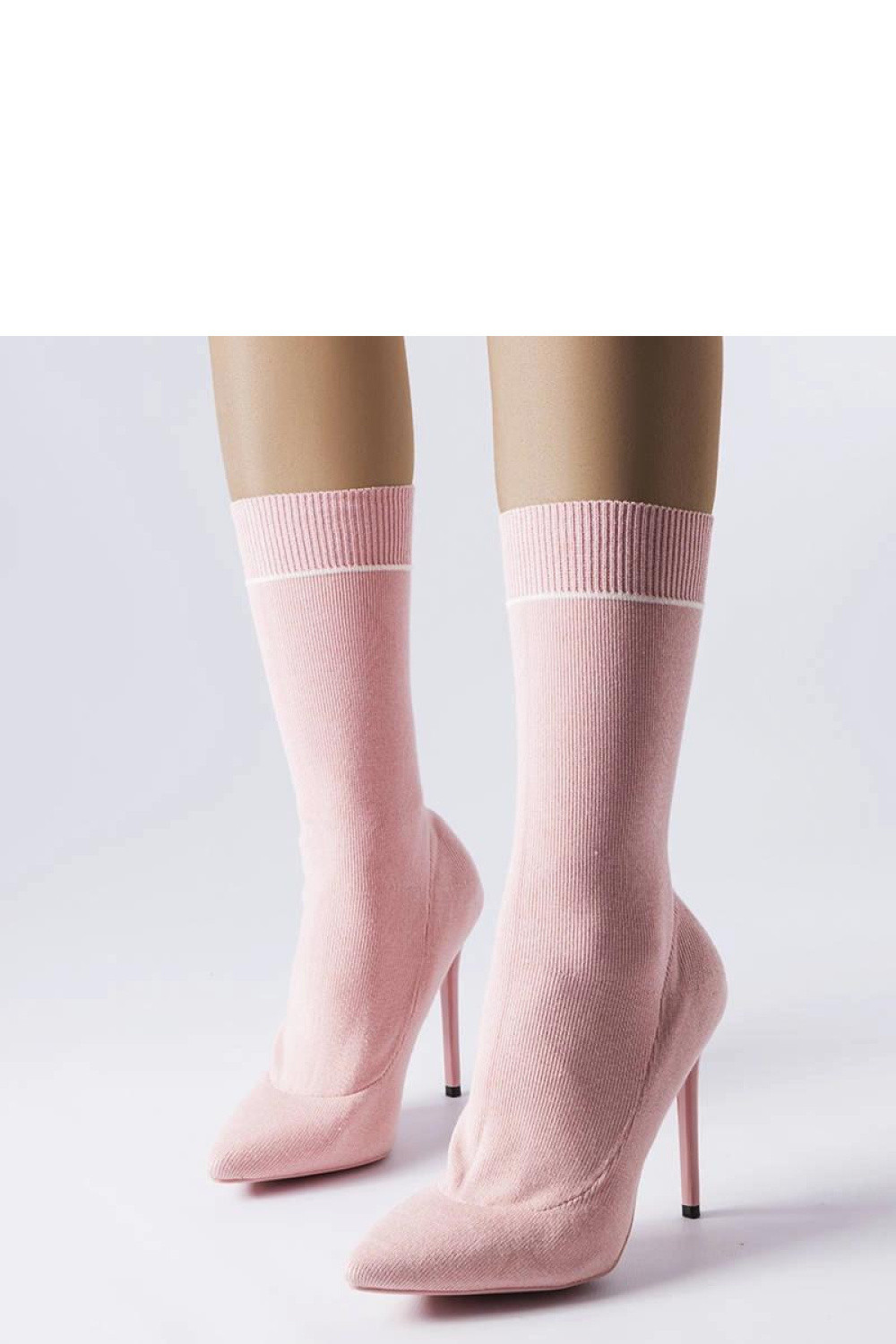 Topánky na podpätku model 205129 Solea 36