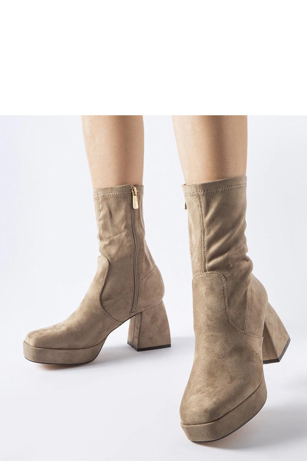 Topánky na podpätku model 205086 Solea 36