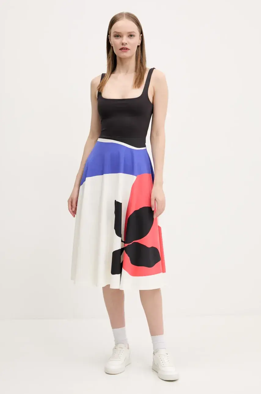 Šaty Desigual ONDAS LACROIX čierna farba, midi, áčkový strih, 25SWVK41