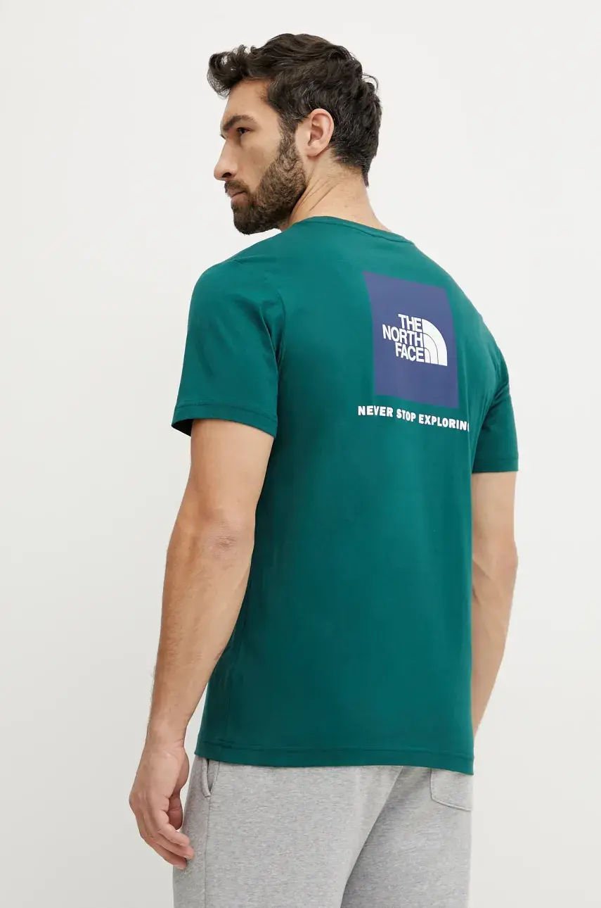 Bavlnené tričko The North Face Redbox pánske, zelená farba, s potlačou, NF0A87NPA1B1