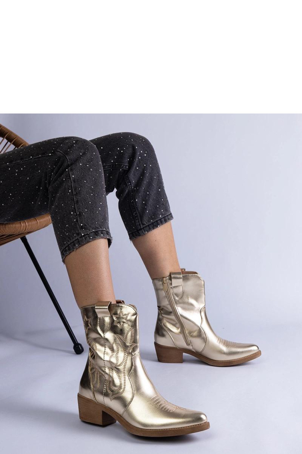 Topánky na podpätku model 207038 Solea 37