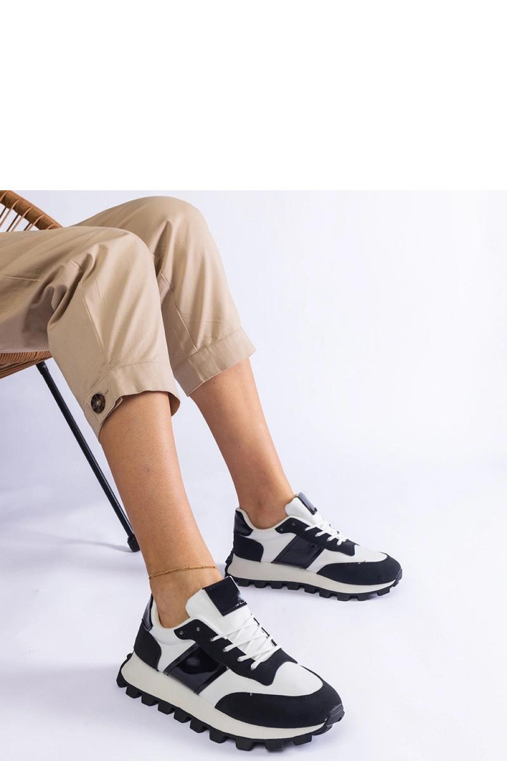 Tenisky model 207138 Solea 36