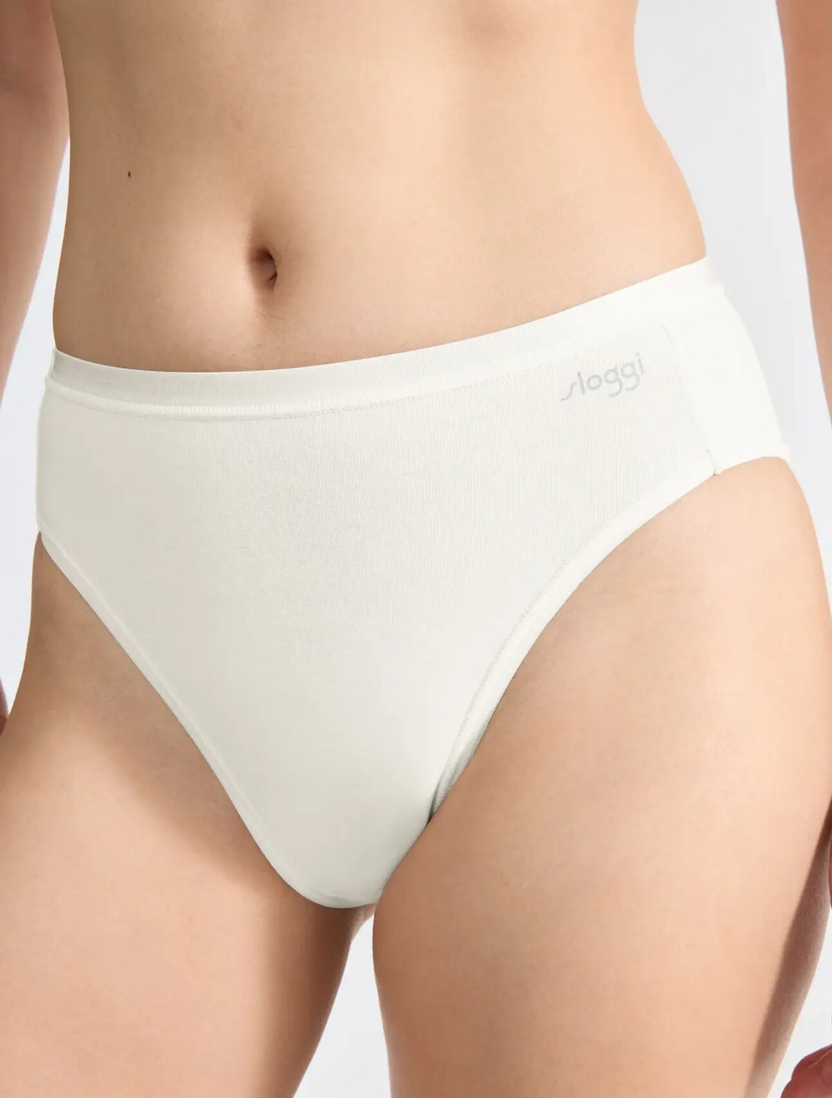 Dámske nohavičky GO Daily Cotton Tai 3P - Sloggi černá (0004) 000S