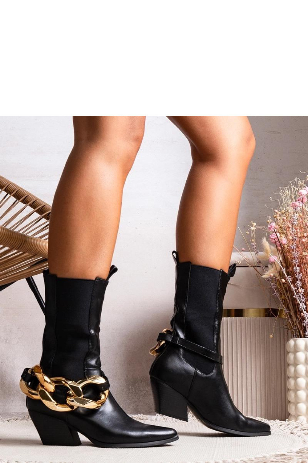 Topánky na podpätku model 204777 Solea 39