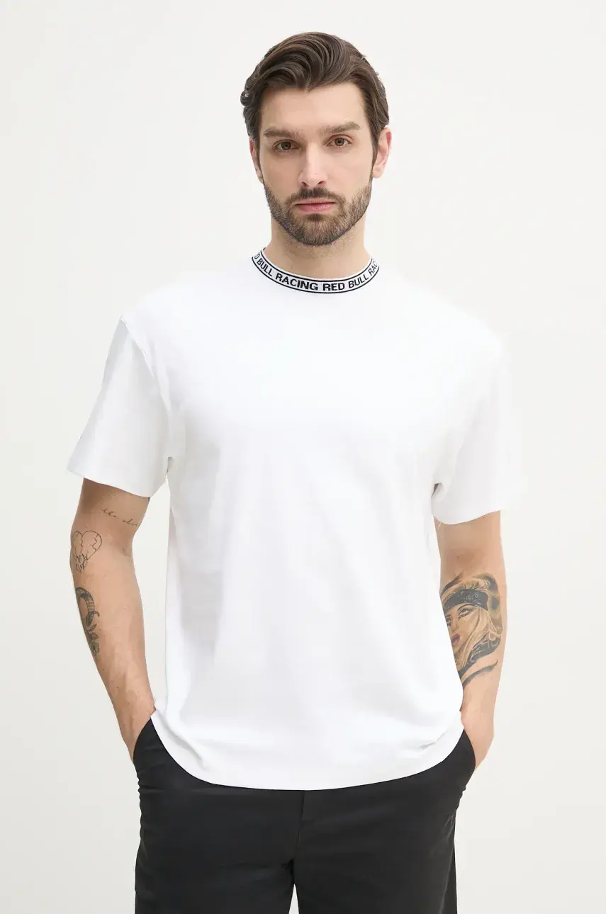 Bavlnené tričko Red Bull Racing x Pepe Jeans BRANDED COLLAR TEE pánske, biela farba, jednofarebné, RM500021