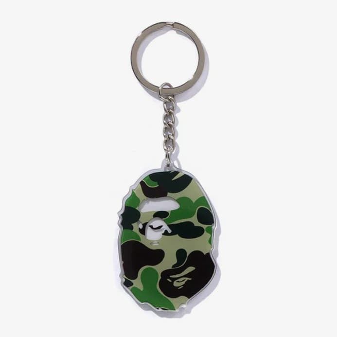 A BATHING APE Abc Camo Ape Head Acrylic Keychain Green Universal