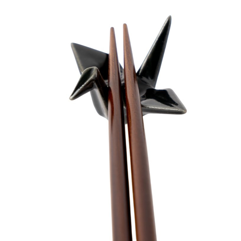 Kamienok na odkladanie paličiek ORIGAMI CRANE, čierna, keramika, MIJ
