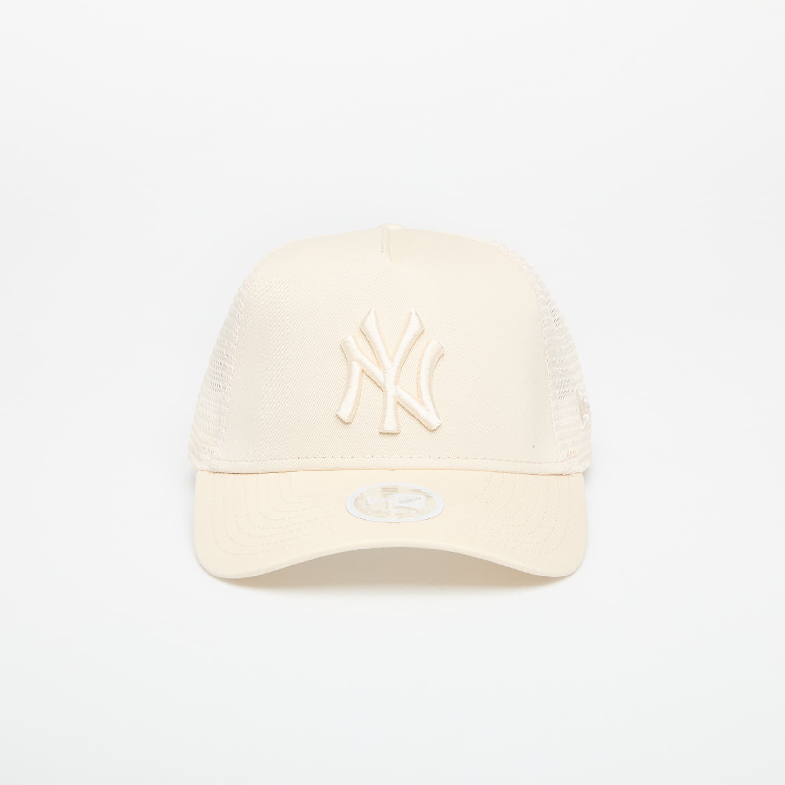 Šiltovka New Era New York Yankees 9FORTY Womens League Essential Trucker Cap Light Cream Universal