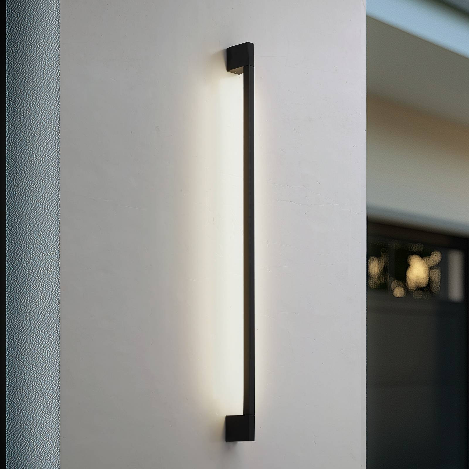 Lindby LED vonkajšie nástenné svietidlo Neano, 120 cm, čierna, kov