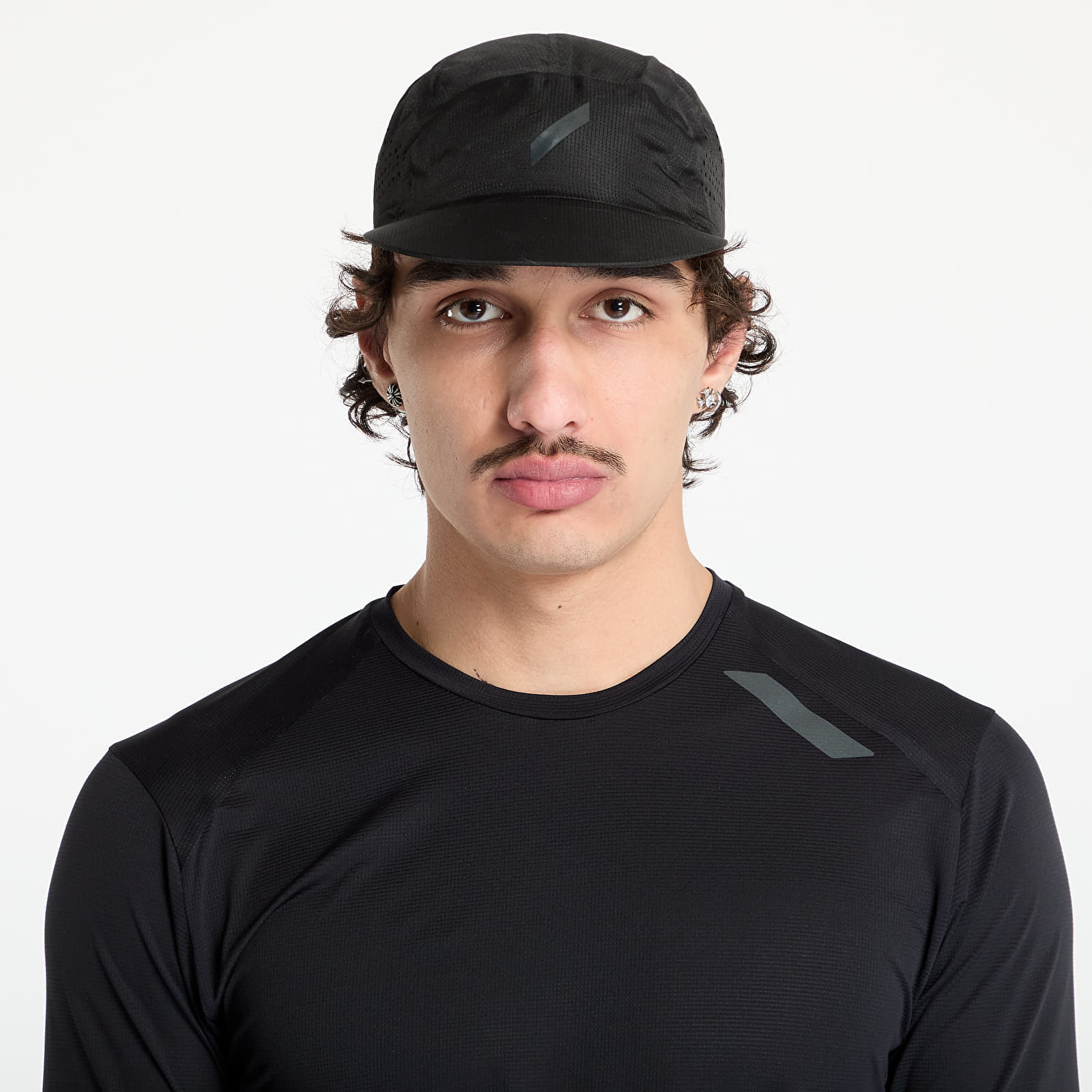 Šiltovka SOAR Running Run Cap Black Universal