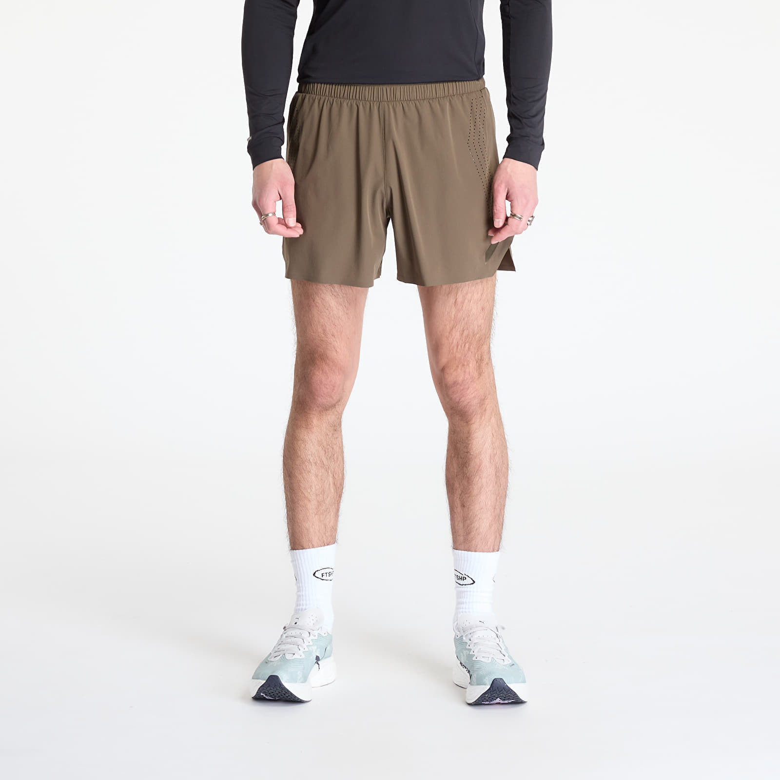 SOAR Running Men's Run Shorts Khaki S