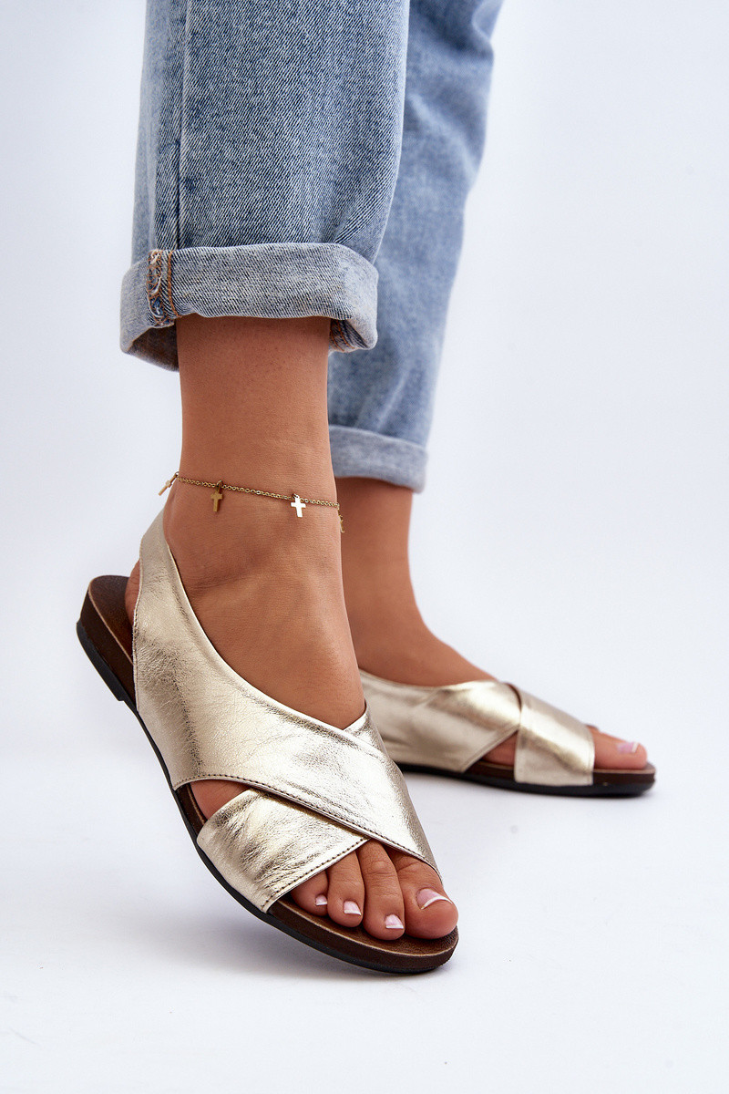 Kožené pohodlné dámske zlaté sandále na suchý zips - 36