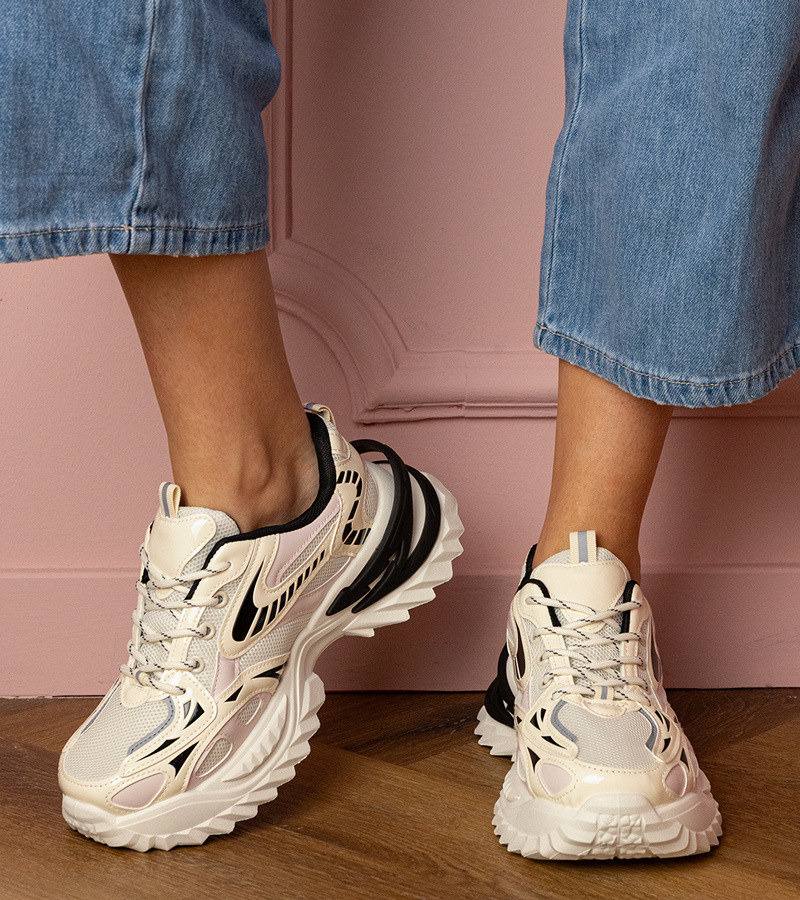 marka niezdefiniowana Beige Carina sporty sneakers on a stylish sole