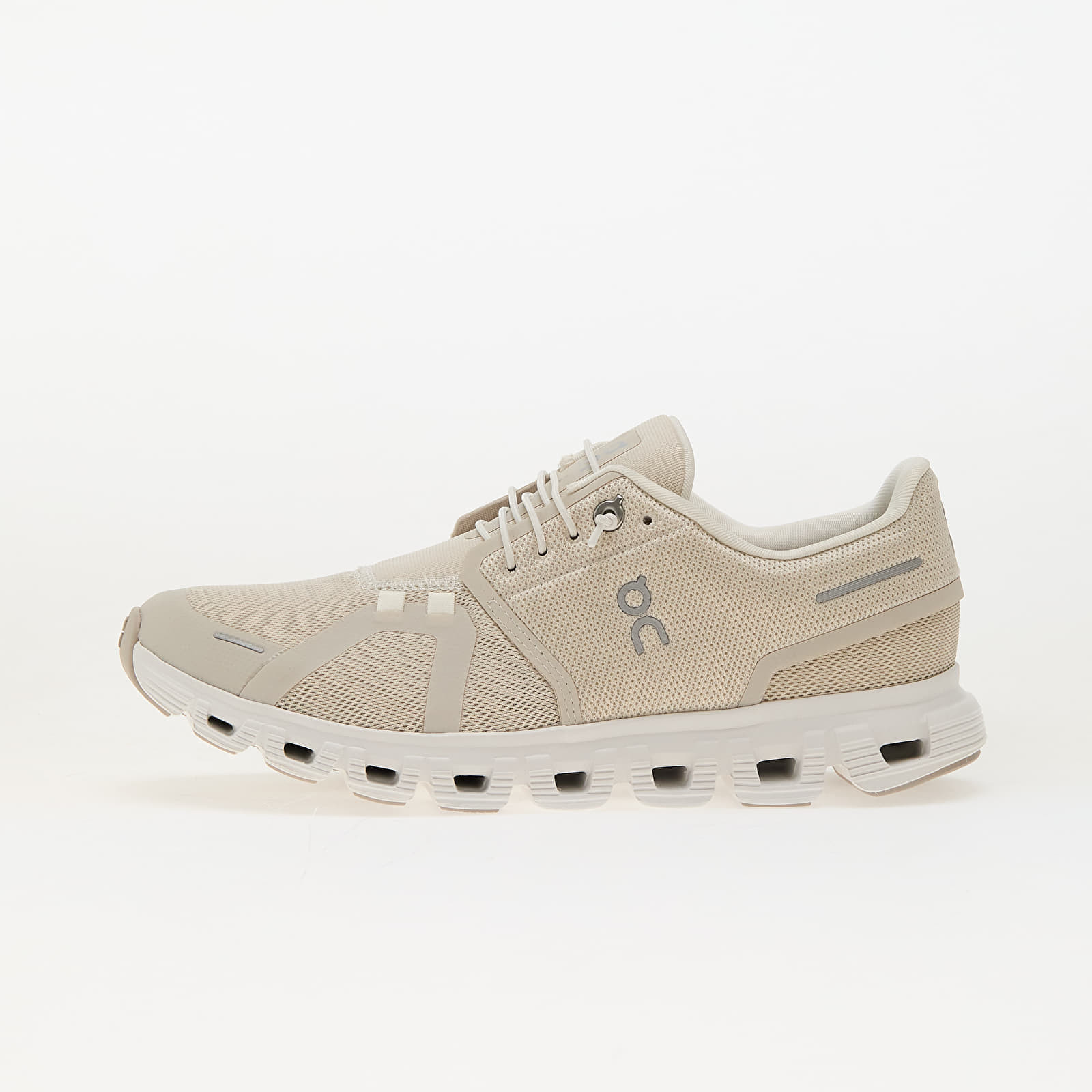 Tenisky On W Cloud 6 Pearl/ White EUR 37