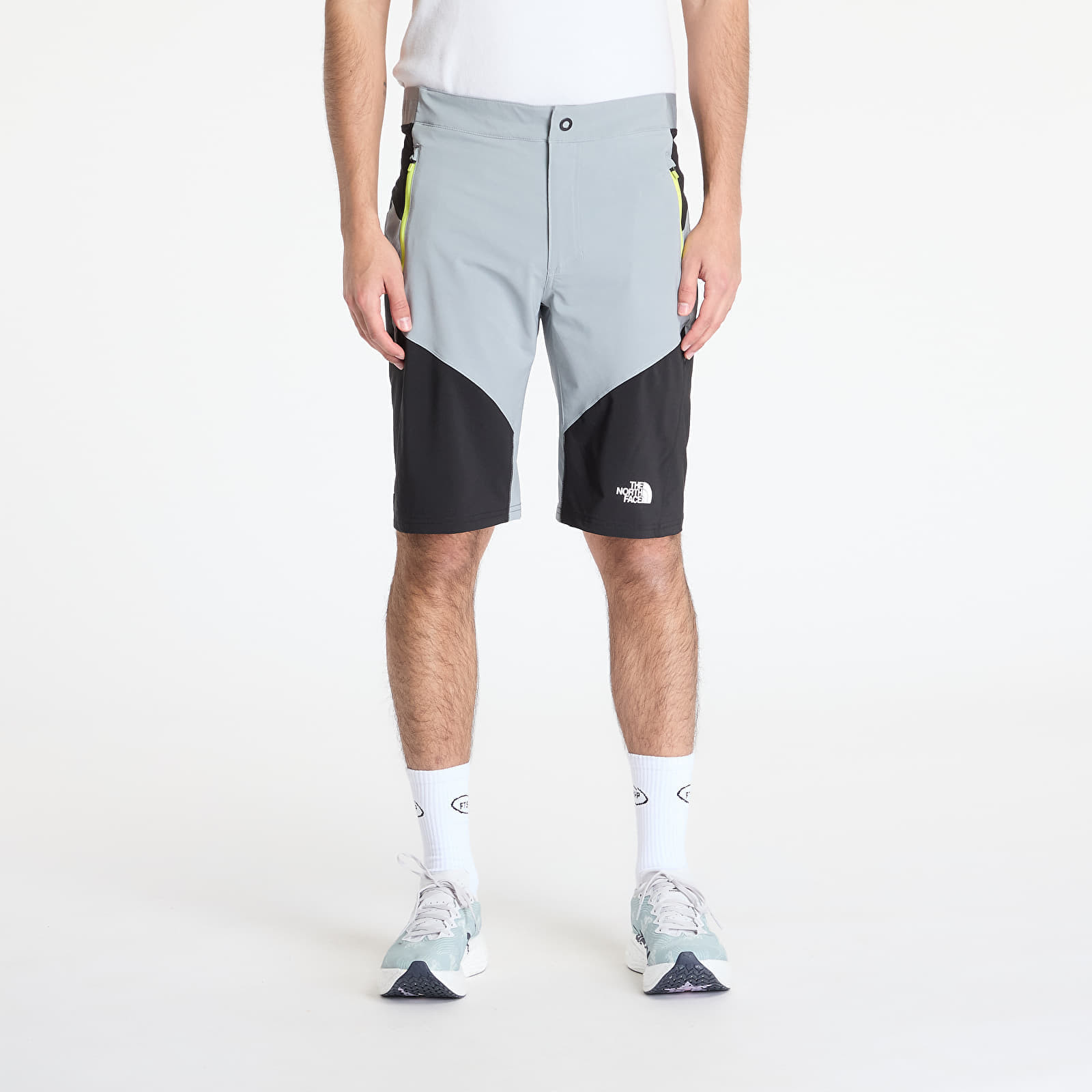 Šortky The North Face Felik Slim Tapered Short Monument Grey/ TNF Black 30