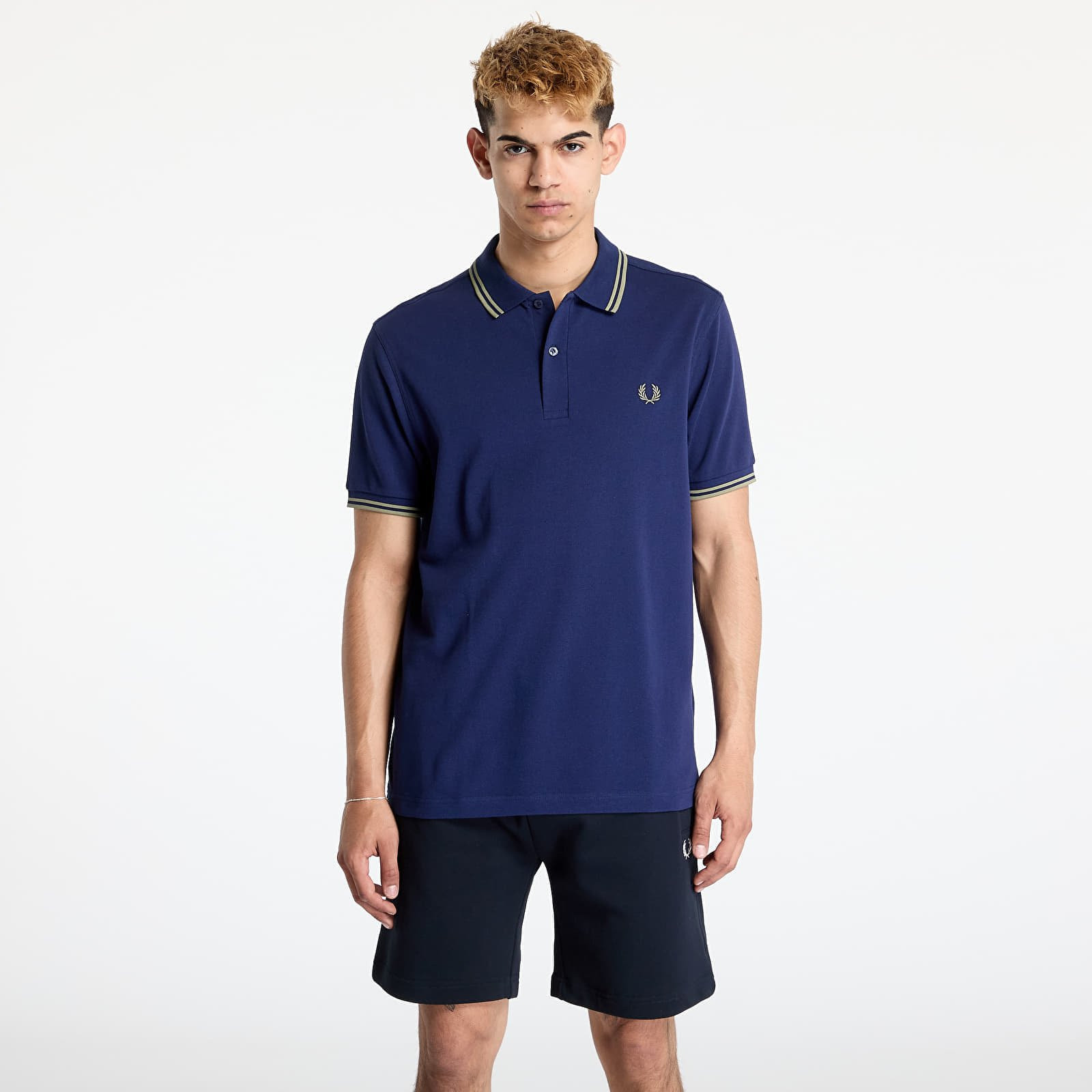 Tričko FRED PERRY Twin Tipped Fred Perry Shirt Blue/ Olive Mint M
