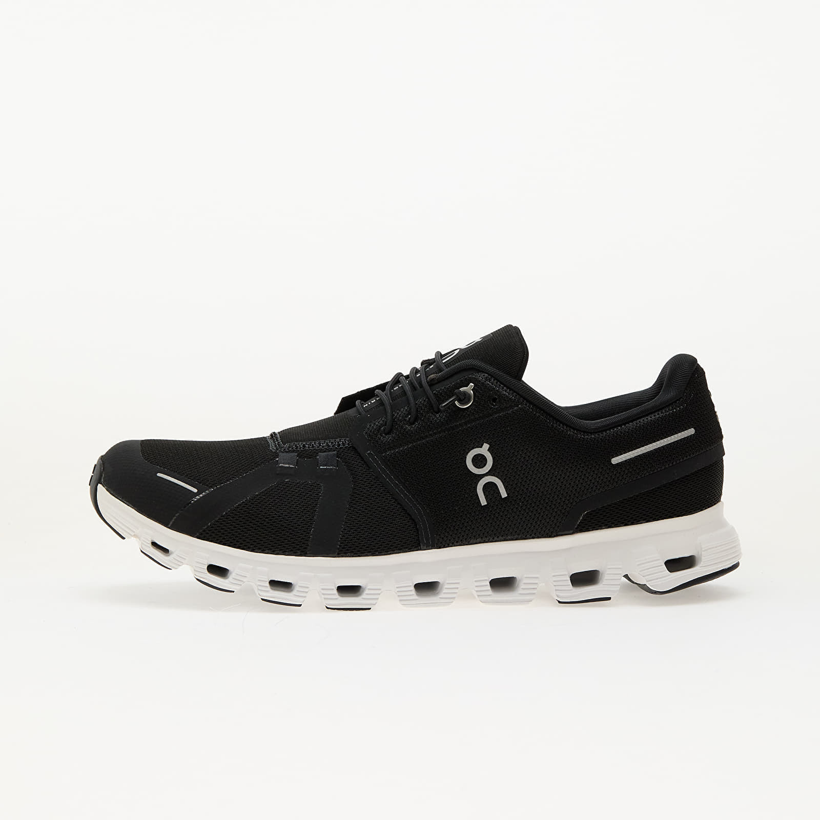 Tenisky On M Cloud 6 Black/ White EUR 40