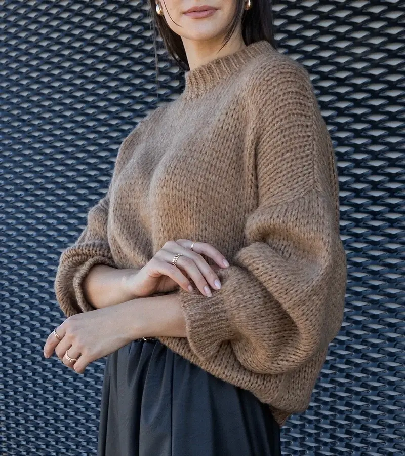 UR/CEO Bronze asymmetrical sweater Castia