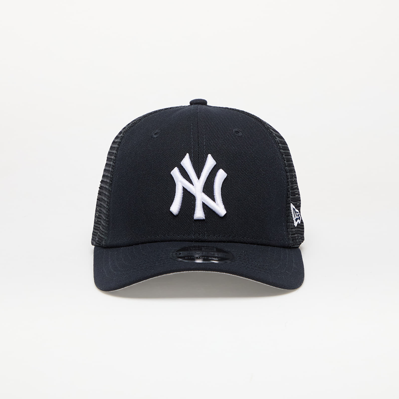 Šiltovka New Era New York Yankees 9SEVENTY Stretch Snap Trucker Cap Official Team Color Universal