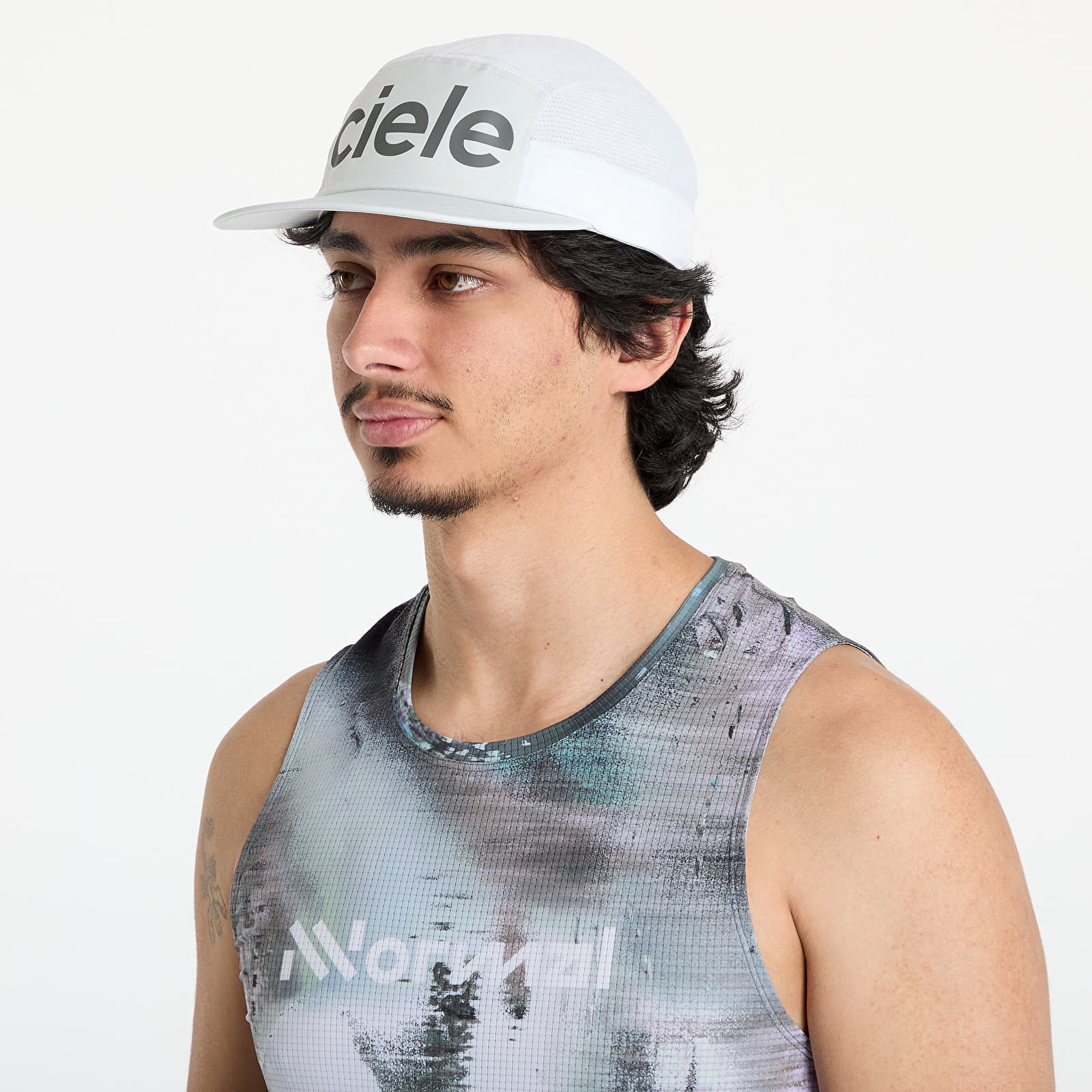 Šiltovka Ciele Athletics GOCap Comp Century Light Grey/ White M/L