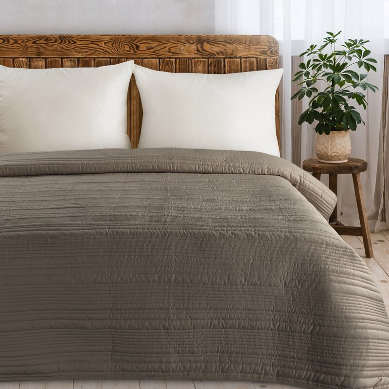 ArtFir Prikrývka na posteľ TARA | tmavobéžová 170 x 210 cm