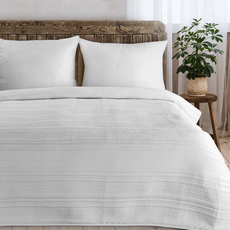 ArtFir Prikrývka na posteľ TARA | biela 220 x 240 cm