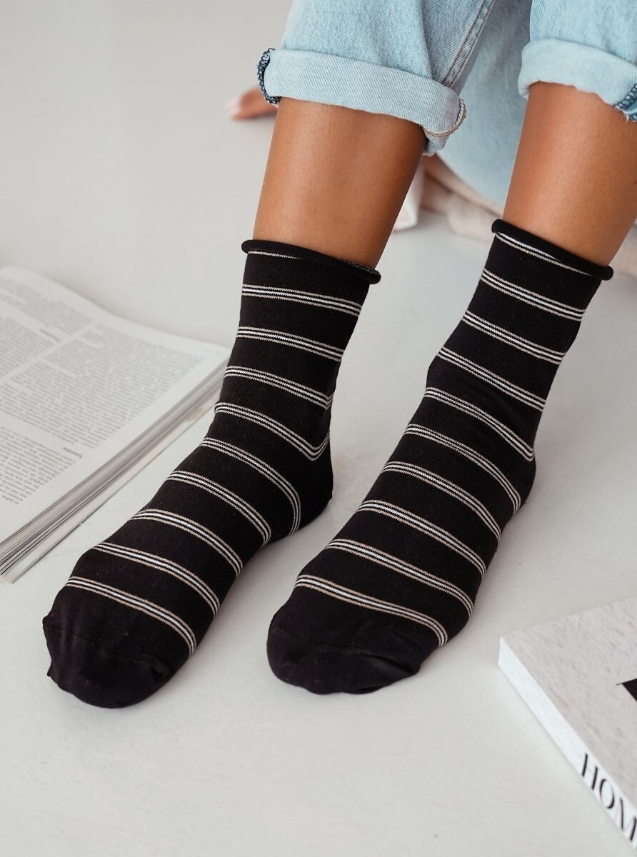 Milena 0200-162 Tenké pruhované ponožky 37-41 bílá 37-41