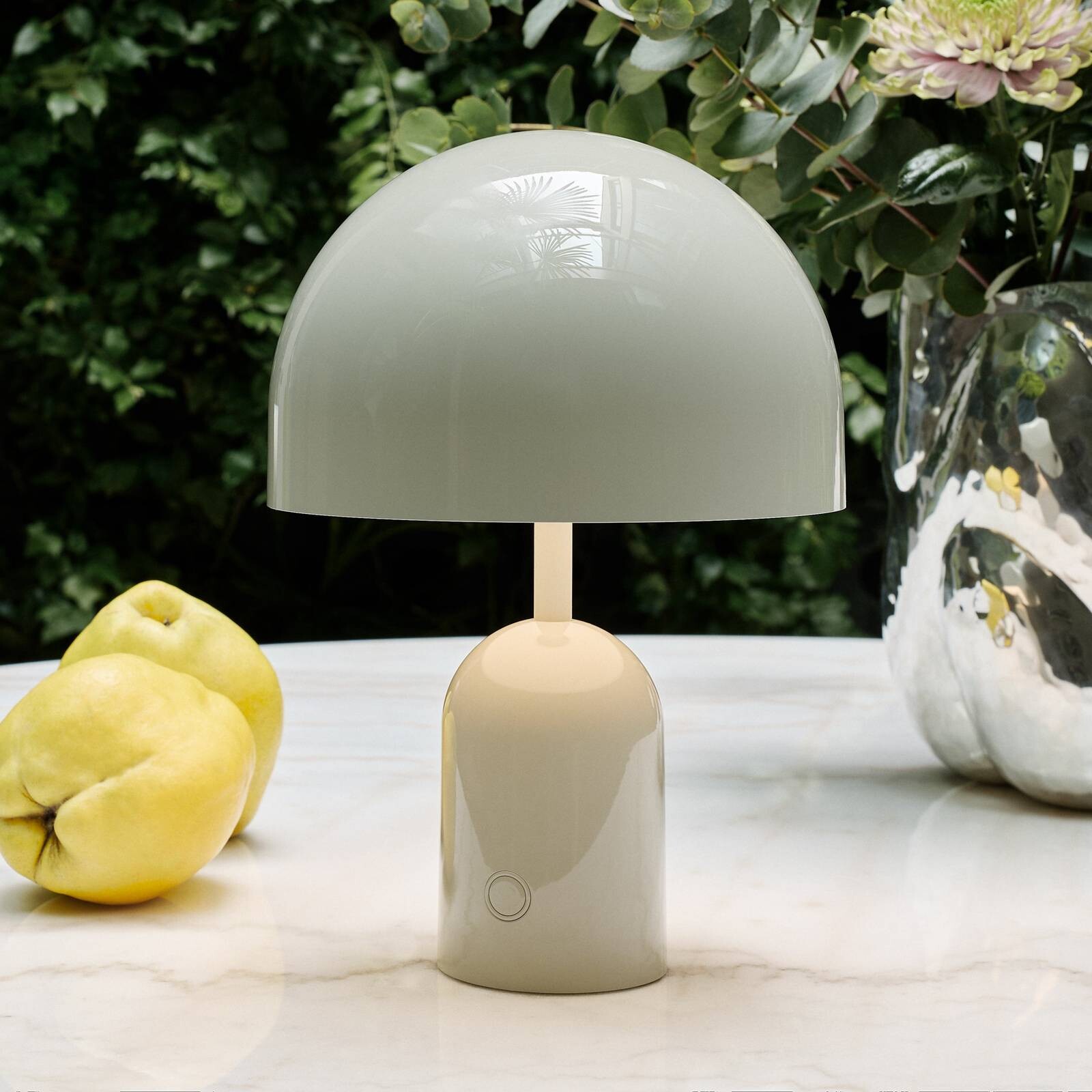 Tom Dixon Bell Stolová LED lampa, svetlosivá, 28 cm