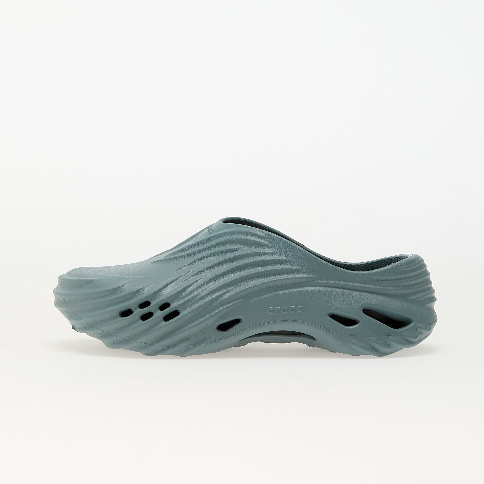 Tenisky Crocs Echo Wave Pnd EUR 36-37