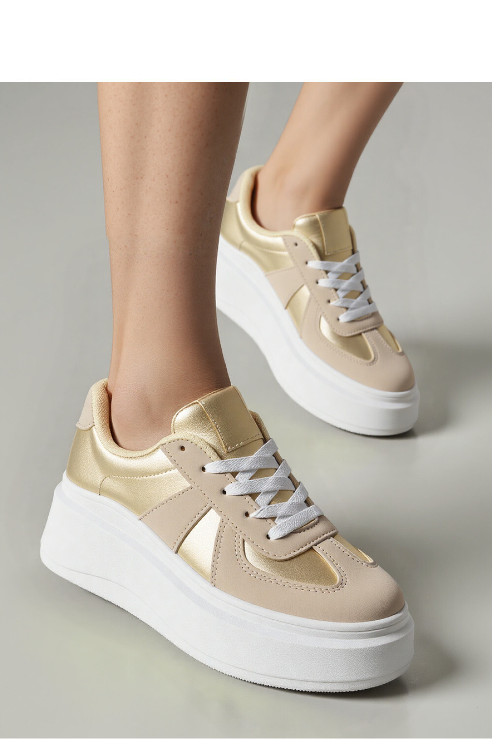 Športová obuv model 210330 Inello 37