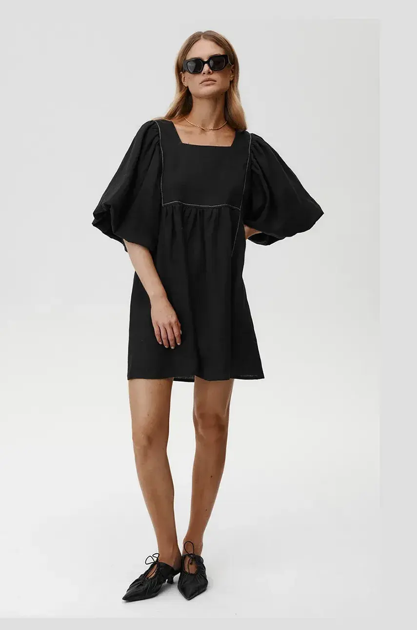 Ľanové šaty Undress Code Gaia Dress čierna farba, mini, áčkový strih, 891