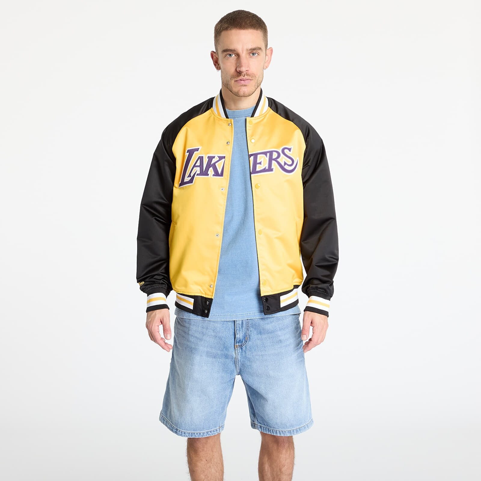 Bunda Mitchell & Ness NBA Double Clutch Lw Satin Jacket Vintage Logo Lakers Black/ Gold L