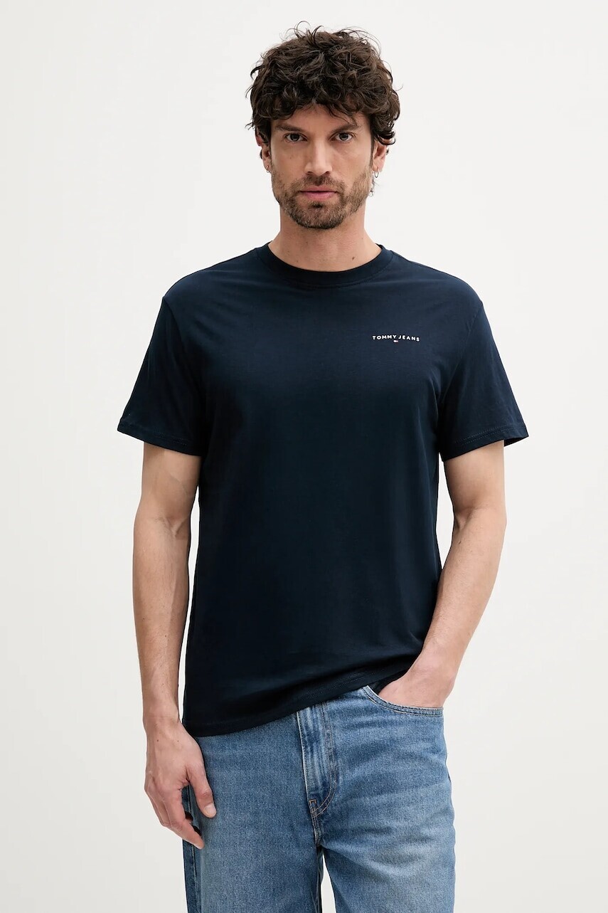 Bavlnené tričko Tommy Jeans pánske, tmavomodrá farba, s potlačou, DM0DM21780