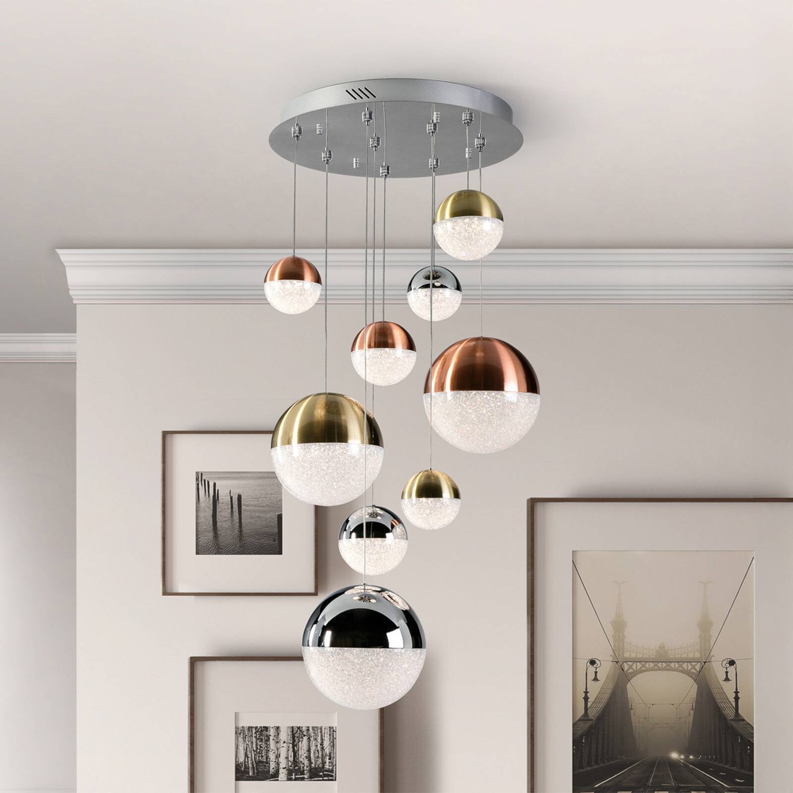 LED závesné svietidlo Sphere, 9-pl. stmievateľné, Ø 50 cm, viacfarebné