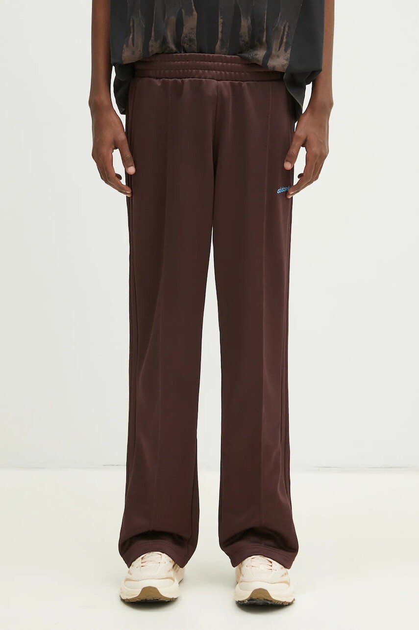 Tepláky adidas Originals Flare Pant pánske, hnedá farba, s nášivkou, JC8381