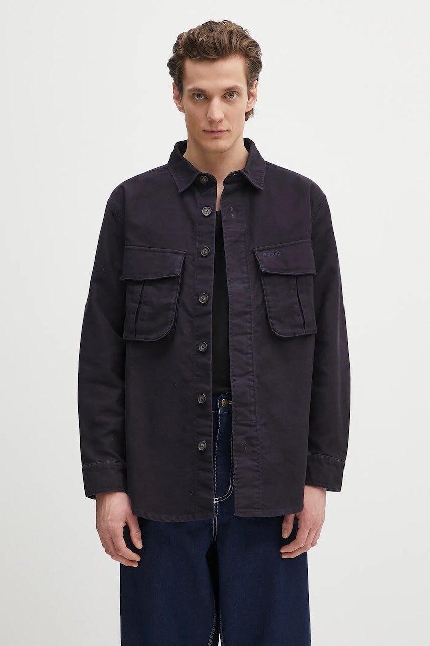 Bavlnená košeľa Barbour Barbour Jungle Sateen Overshirt tmavomodrá farba, voľný strih, s klasickým golierom, MOS0417