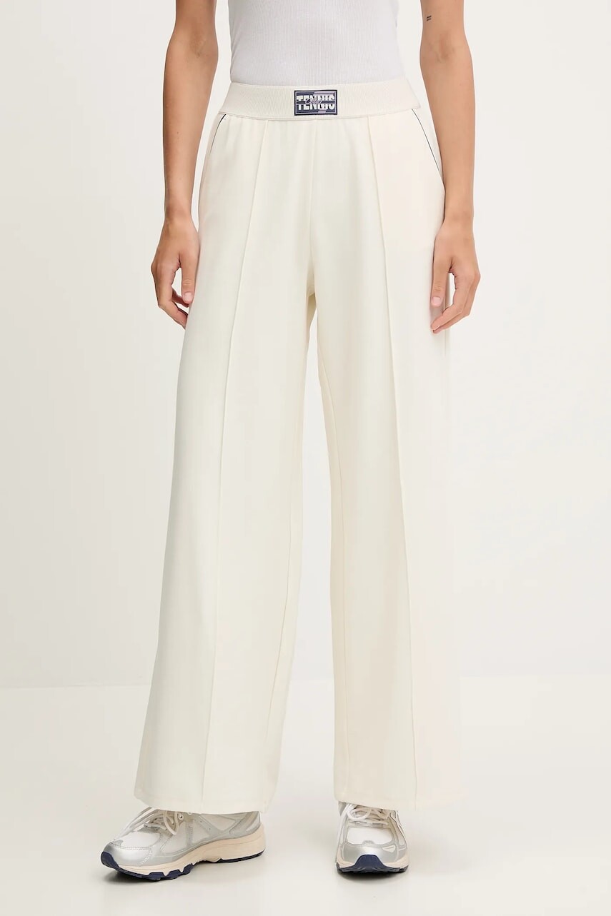 Tepláky EA7 Emporio Armani béžová farba, jednofarebné, AF13289.7W000502