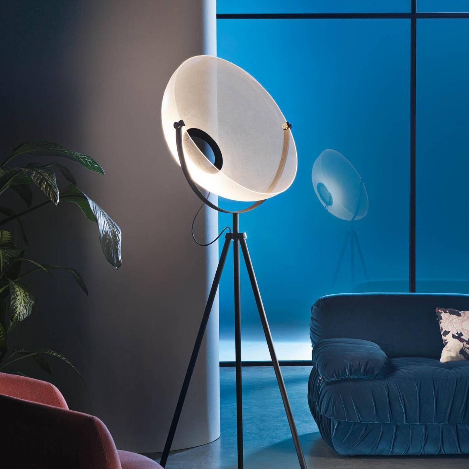 Stilnovo LED stojacia lampa Demi Moon, čierna, výška 196 cm