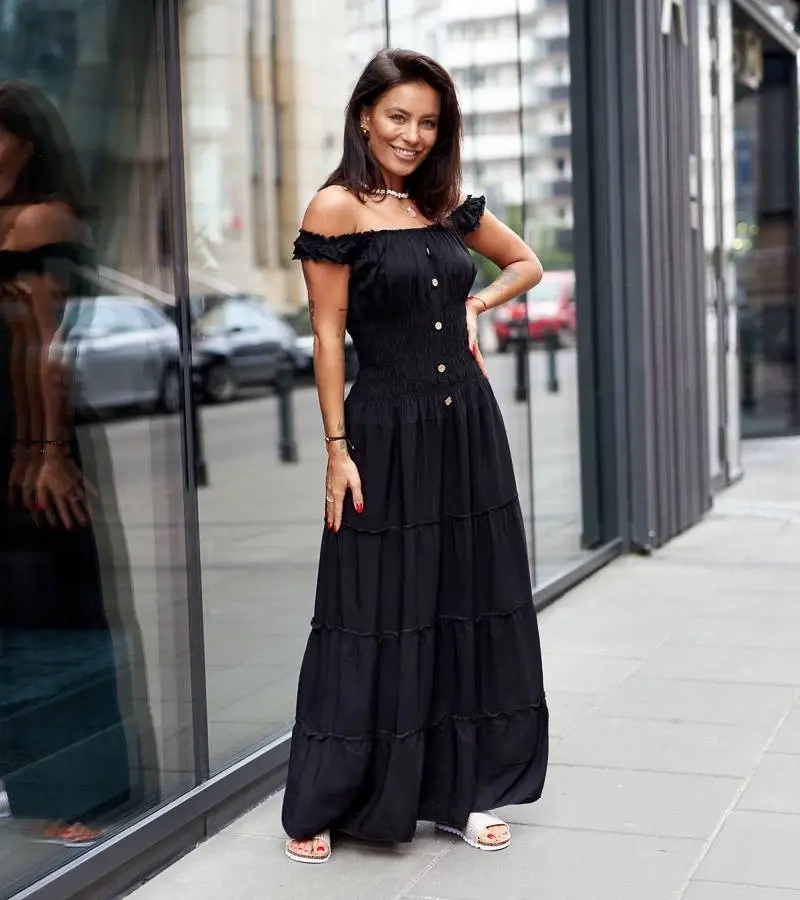 UR/CEO Black loose-fit dress Norberto
