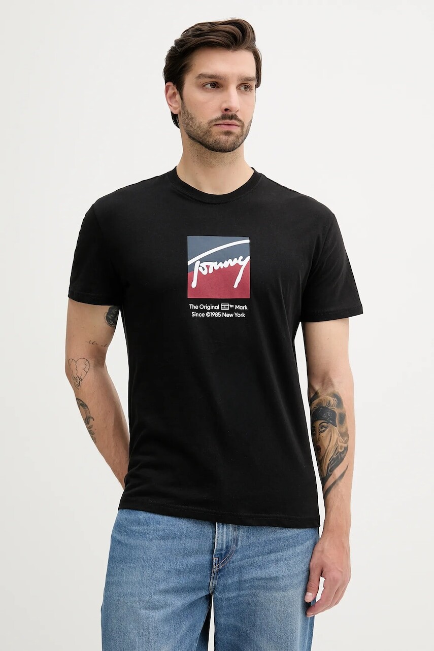 Bavlnené tričko Tommy Jeans pánske, čierna farba, s potlačou, DM0DM21940