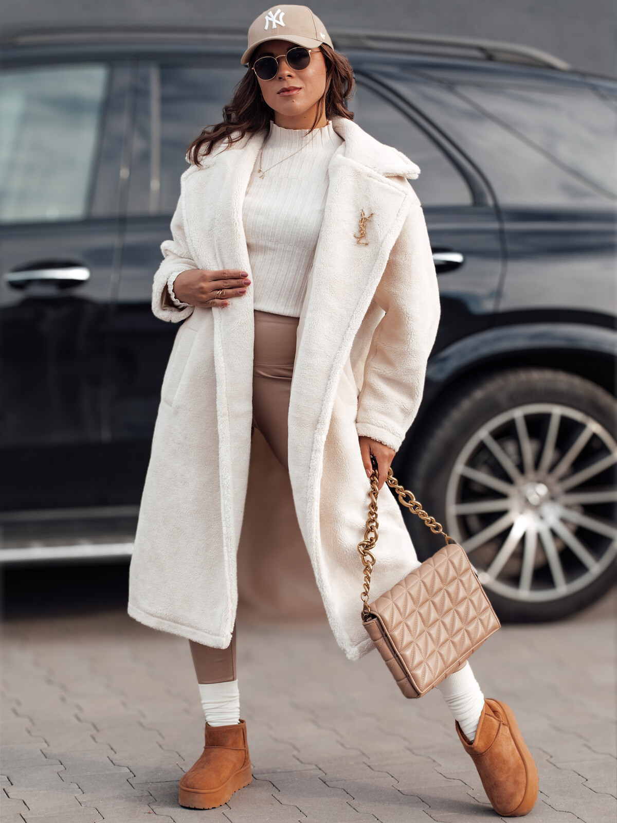 Płaszcz damski zimowy GLAMFUR długi futerkowy beżowy Dstreet
