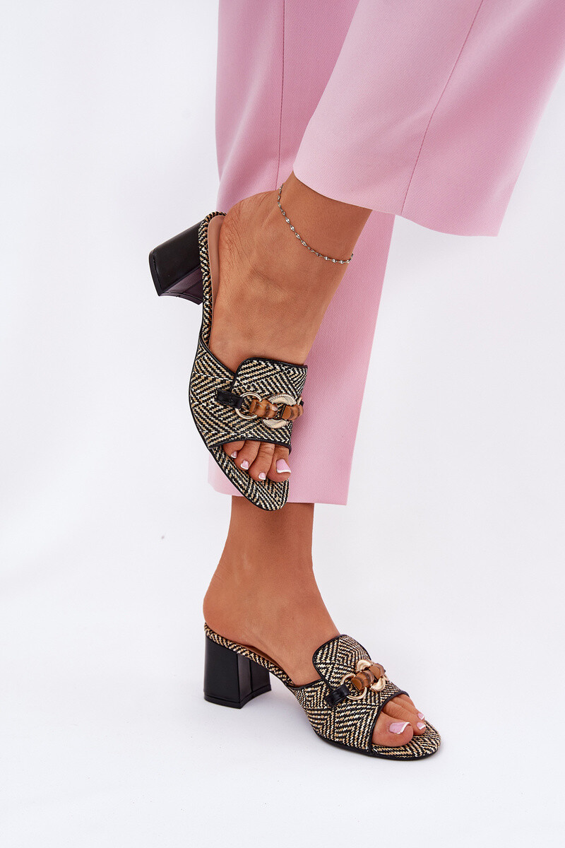 Boto Dámske Sandále Na Opätku S Dekoráciou Čierne Ovittole