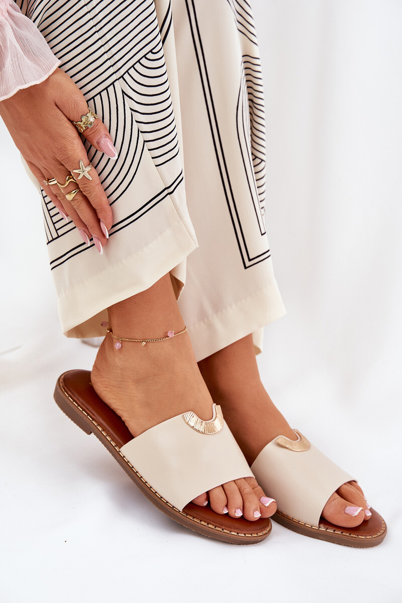 Boto Dámske Eko Kožené Papuče S Dekoratívnymi Detailmi Béžové Mevith