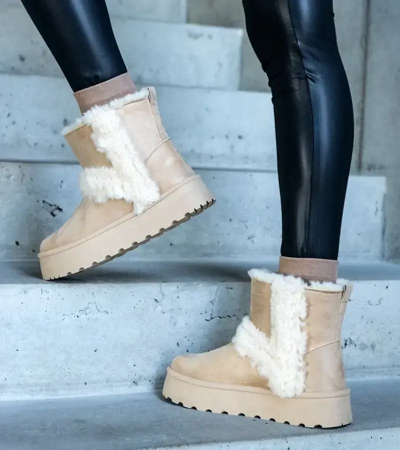 marka niezdefiniowana Beige eco-suede platform snow boots decorated with fur Peters