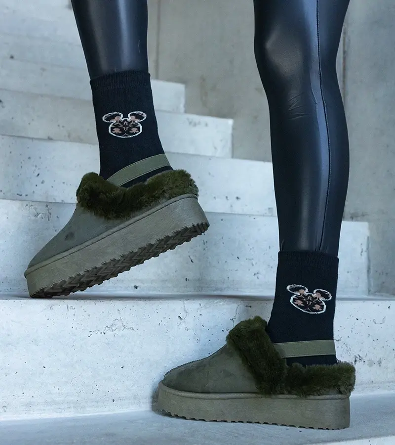 marka niezdefiniowana Green platform slippers decorated with fur and elastic at the heel Frank