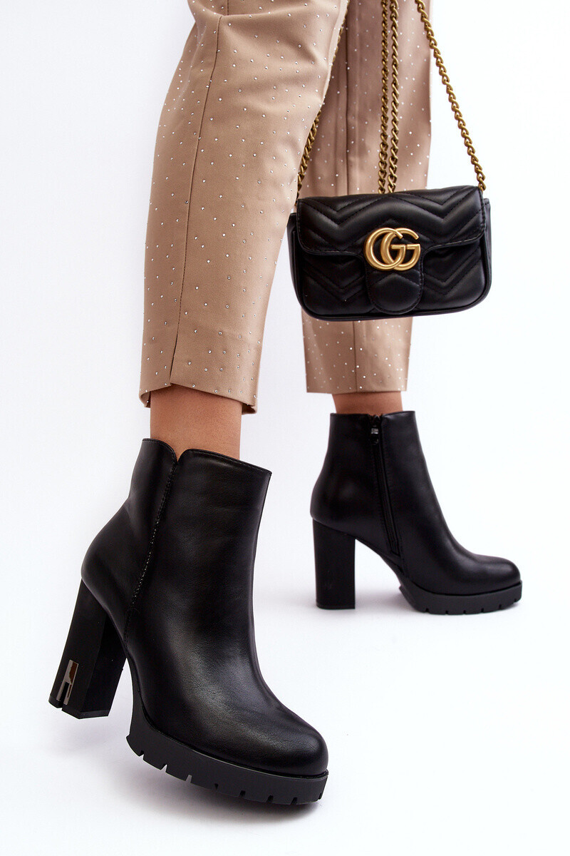 Boto Dámske topánky na stĺpe s čiernou racode zips