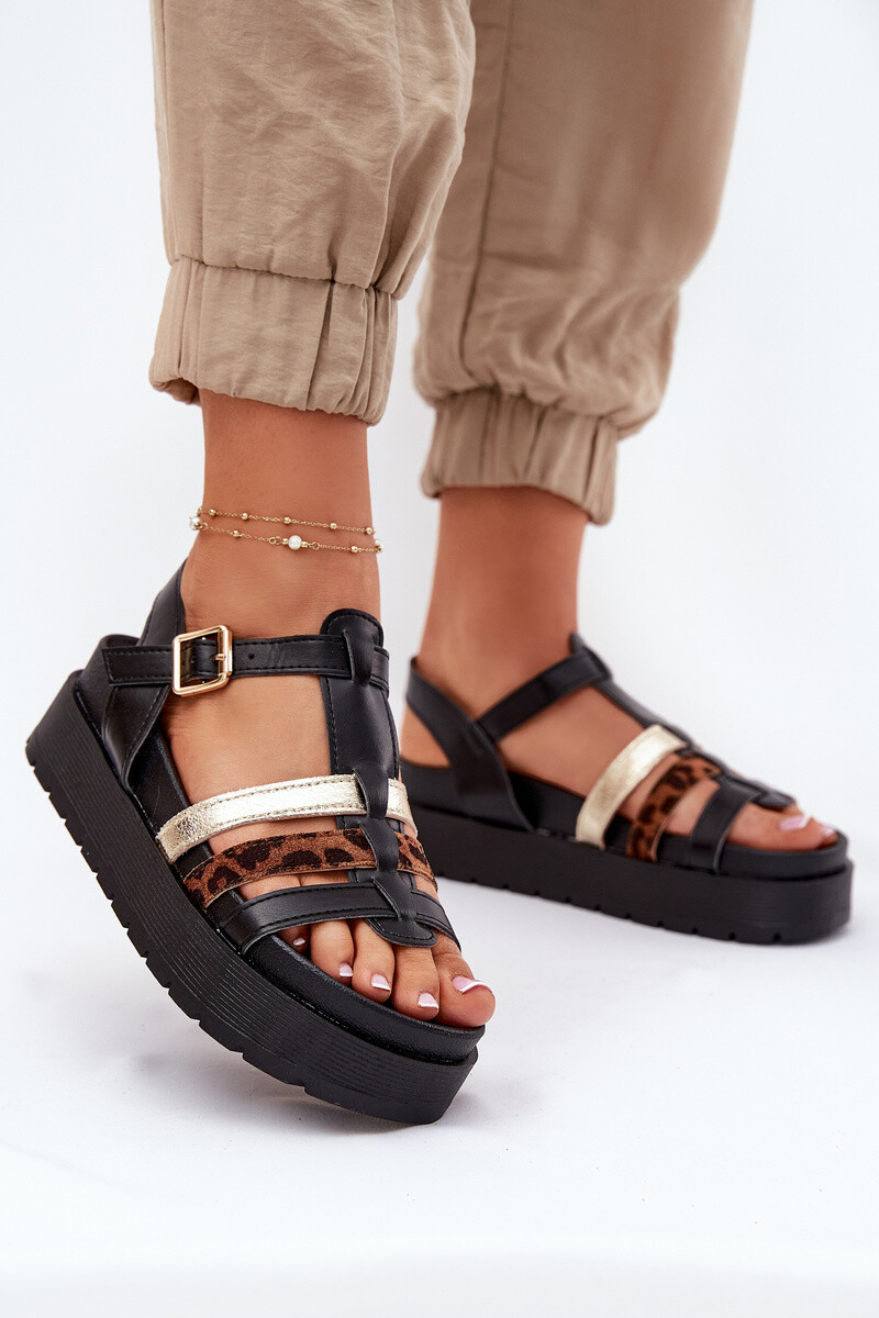 Boto Dámske Sandále S Pásikmi Na Platforme Čierne Gallari