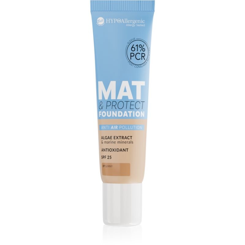 Bell Hypoallergenic dlhotrvajúci zmatňujúci make-up SPF 25 odtieň 07 Sunny 30 g